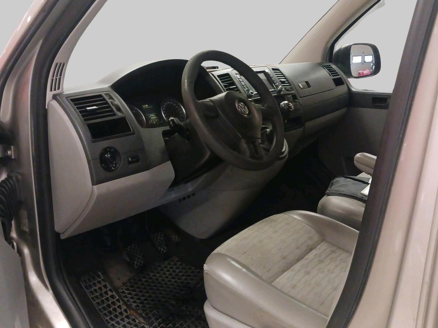 Volkswagen Transporter 2010, bild 3/3